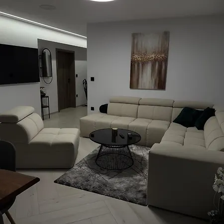 Zahradnicka Apartmán *
