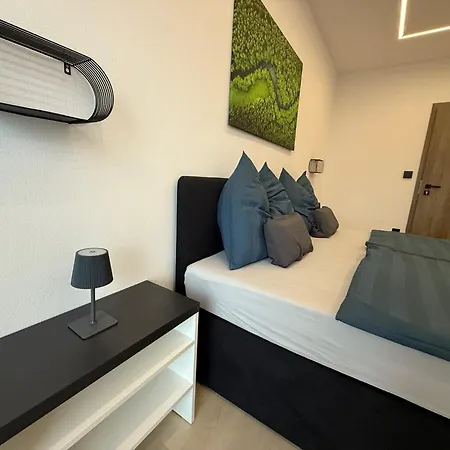 Zahradnicka ミヤバ